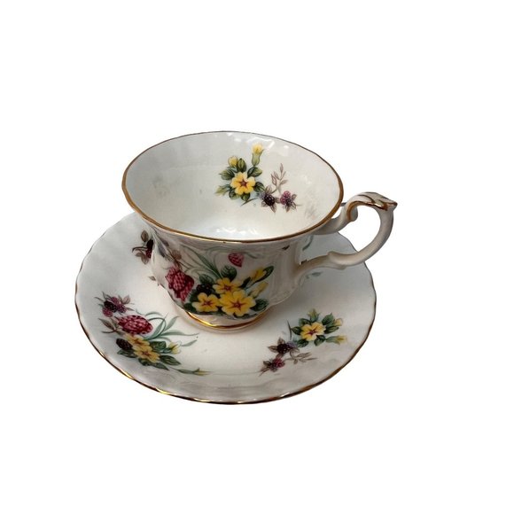 Royal Albert Bone China Country Life Series Cup and Saucer - Picture 1 of 6